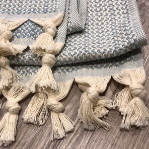 Jilly box Droplet Home Good throw/blanket